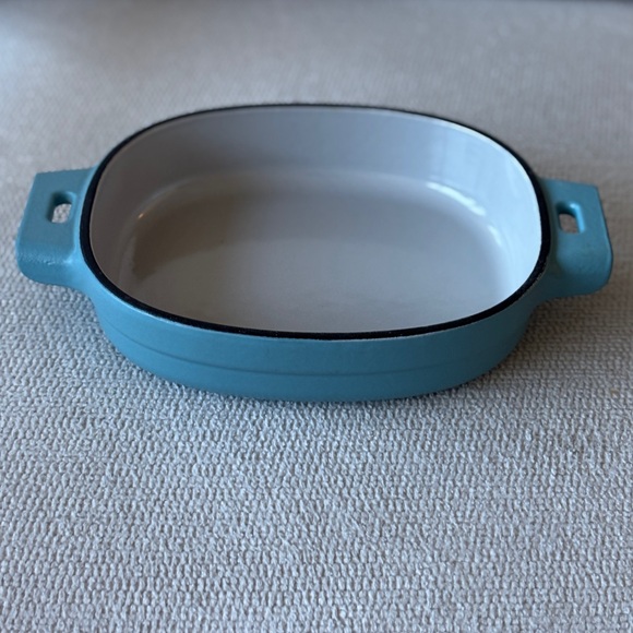 Pampered Chef Blue Enameled Cast Iron Baker 1qt - 32oz - New - Picture 6 of 8